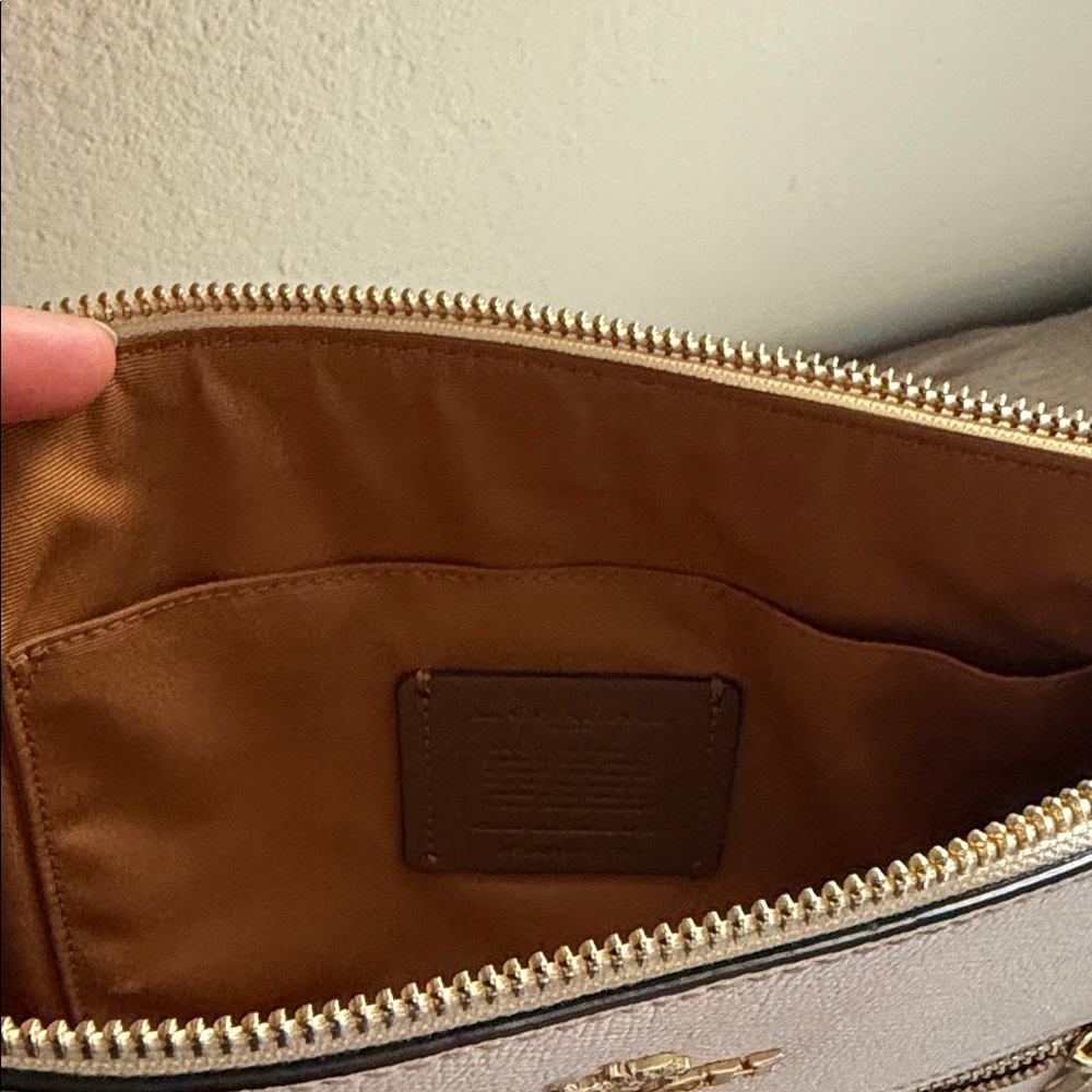 Coach Cream Crossbody Bag - Picture 6 of 7